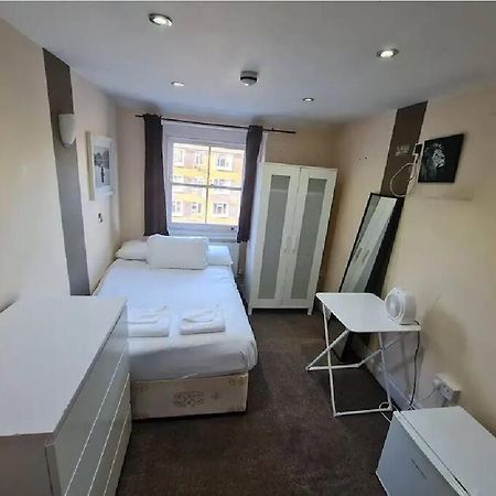 Lovely En-Suite Bedroom London Luaran gambar
